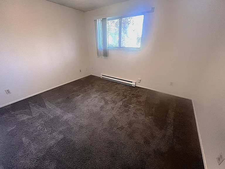 8753 SE Flavel St #8753 — Photo 5