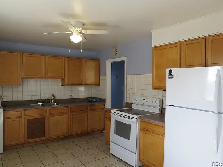 1260 S Quieto Way — Photo 4
