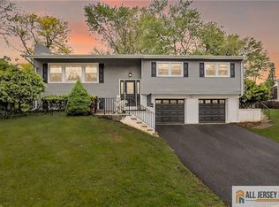 37 Wilk Rd, Edison, NJ 08837