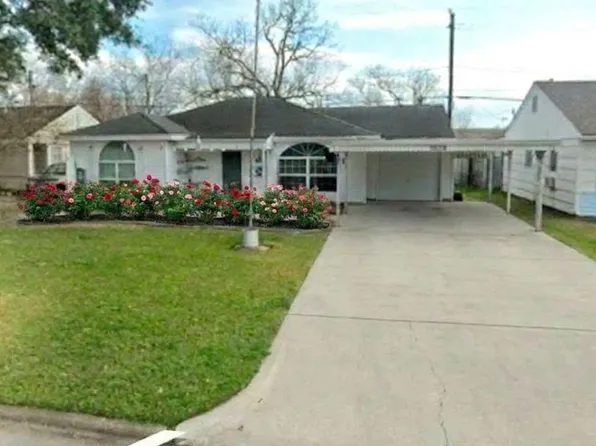 7518 Magnolia St, Houston, TX 77023