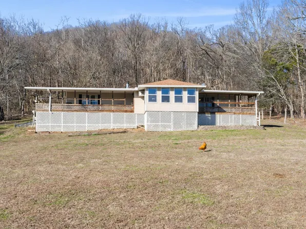 16 Armbruster Ln, Watertown, TN 37184