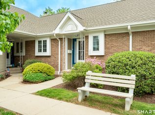 205 Wyndemere Ct #205, South Windsor, CT 06074