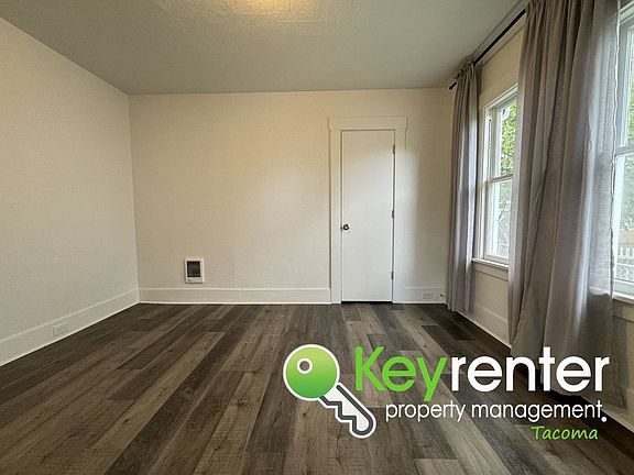 5th image of 806 S Grant Ave