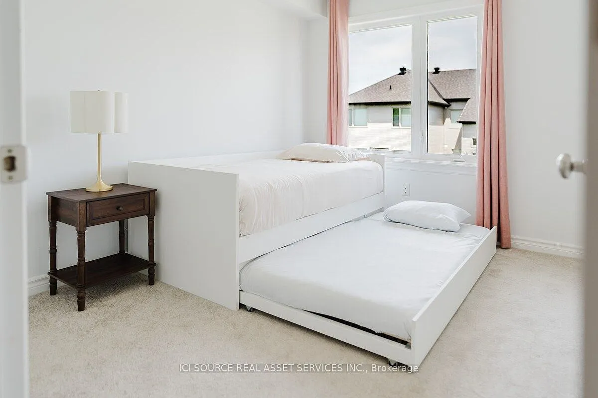 3 bed, $4,300 — Photo 4