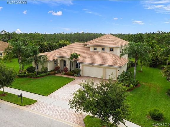4th image of 7557 SE Laque Cir