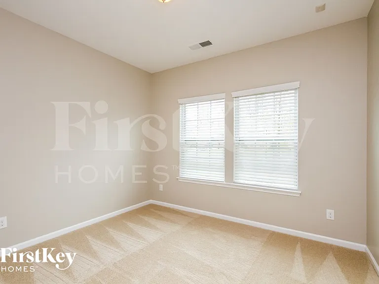 136 Avalon Reserve Dr — Photo 12