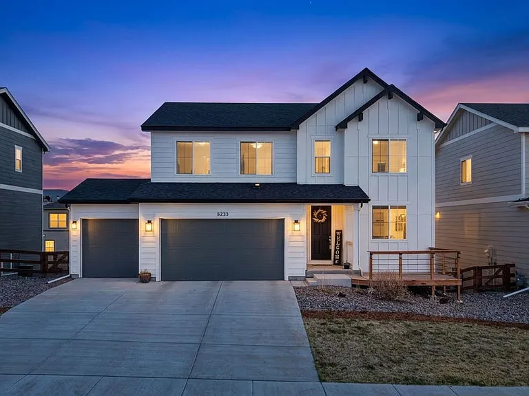 5233 Makalu Dr — Photo 2
