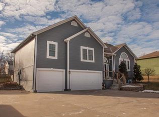 1404 Sloan Ave, Pleasant Hill, MO 64080