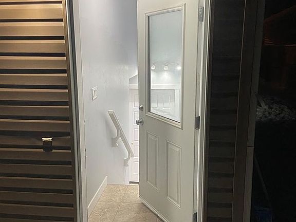 2nd image of 226 Pringle Ln #B