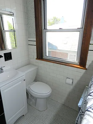 Sold by Platinum Home Sales Inc | media 22