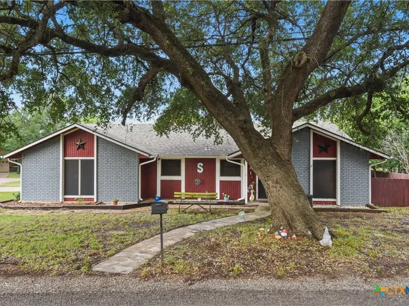 33 Great West Loop, Morgans Pt Resort, TX 76513