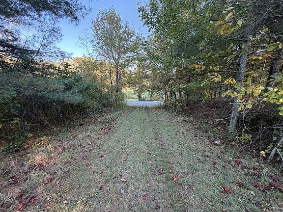 3rd image of 0 Mountain View Rd