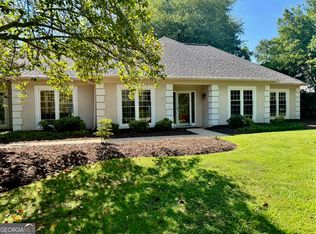 11860 Wexford Club Dr, Roswell, GA 30075