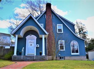 30 Park Cir, White Plains, NY 10603