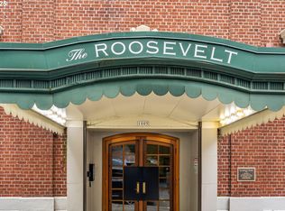 1005 SW Park Ave UNIT 607, Portland, OR 97205