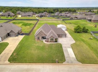 875 Sterling Dr, Choctaw, OK 73020