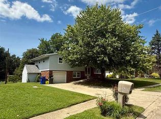 1931 Versailles Dr, Kokomo, IN 46902