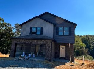 1060 Riddle Rdg, Jonesborough, TN 37659
