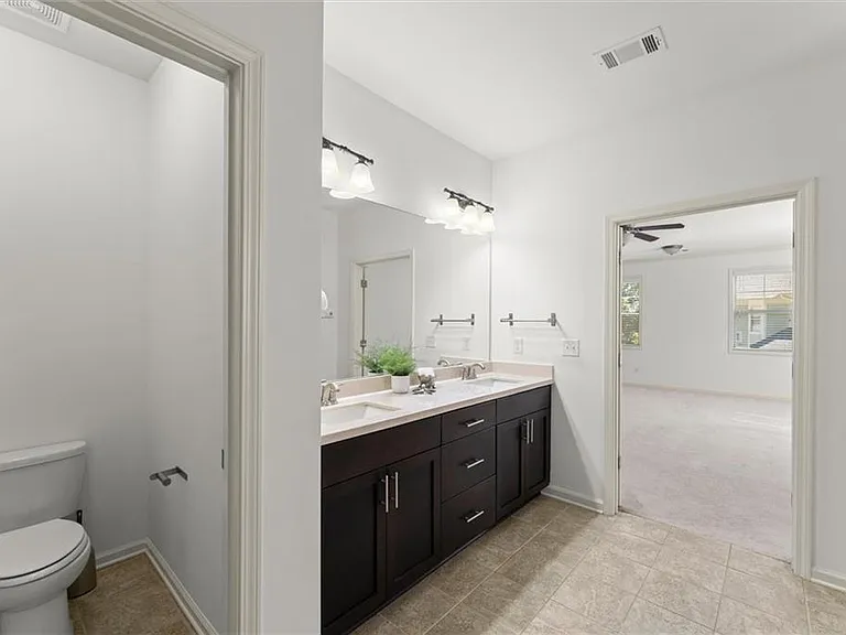 2770 Prado Ln — Photo 26