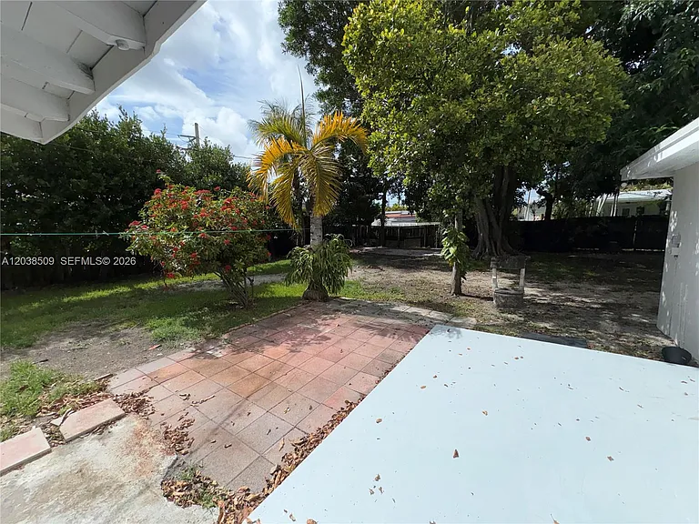 2920 SW 15th St — Photo 19