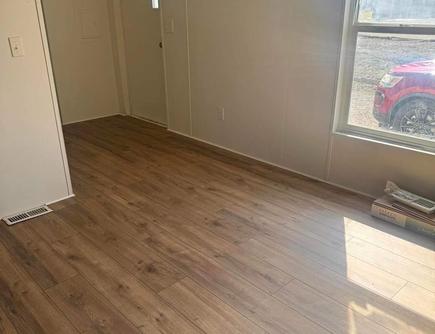 3 bed, 1000 sqft, $1,950 — Photo 3
