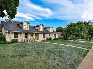 606 Misty Glen Dr, Desoto, TX