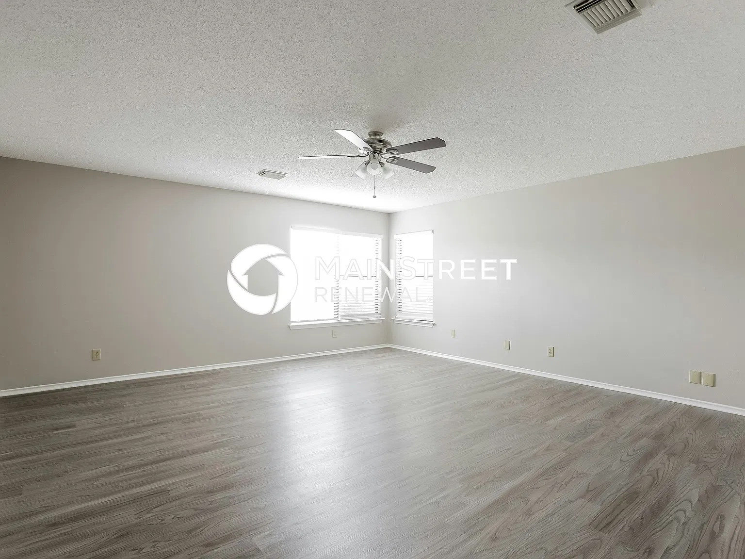 6303 Beech Trail Dr — Photo 3
