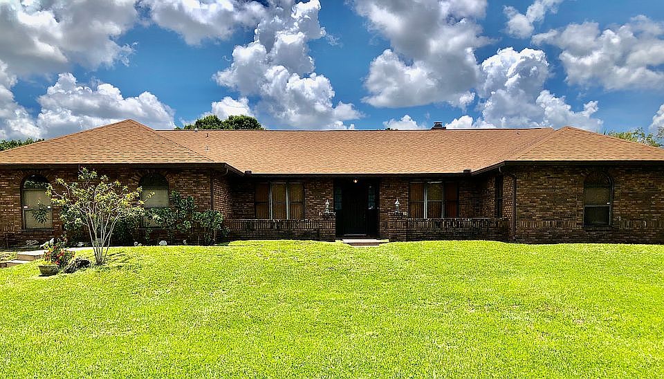 1st image of 4495 Carolwood Dr