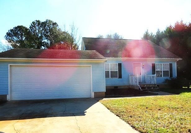 1st image of 1543 Berkshire Dr