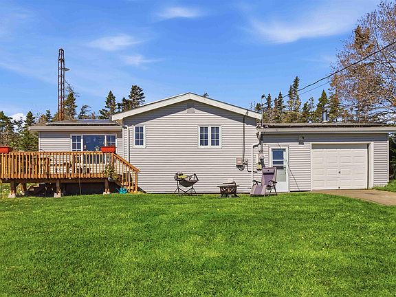 4th image of 286 Beaver Harbour Rd