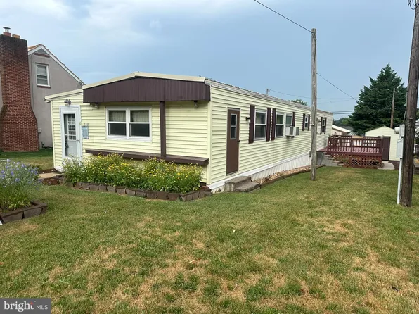 326 S Pleasant Ave, Dallastown, PA 17313