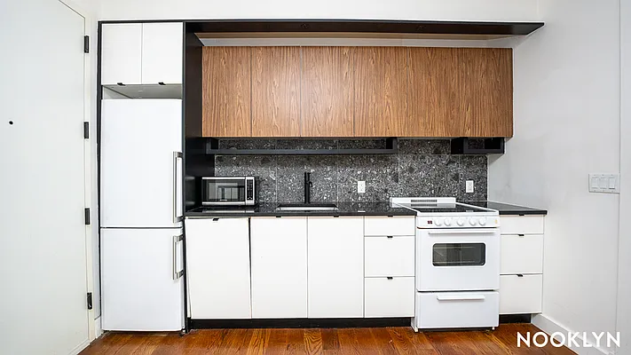 Rented by Nooklyn NYC LLC | media 7