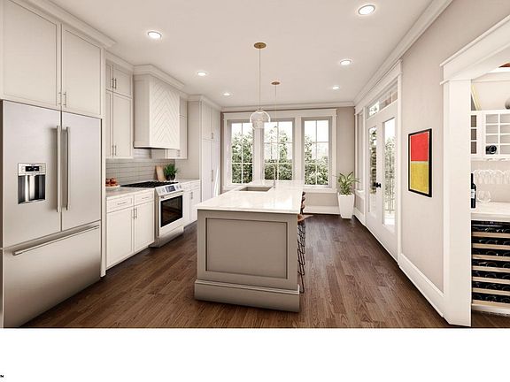 4th image of 28 Bradshaw St