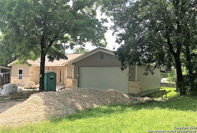 2nd image of 107 Dawnridge Dr