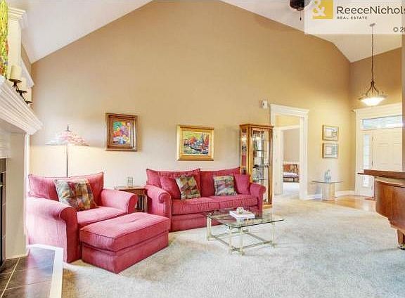 5th image of 12680 Oak Harbor Dr