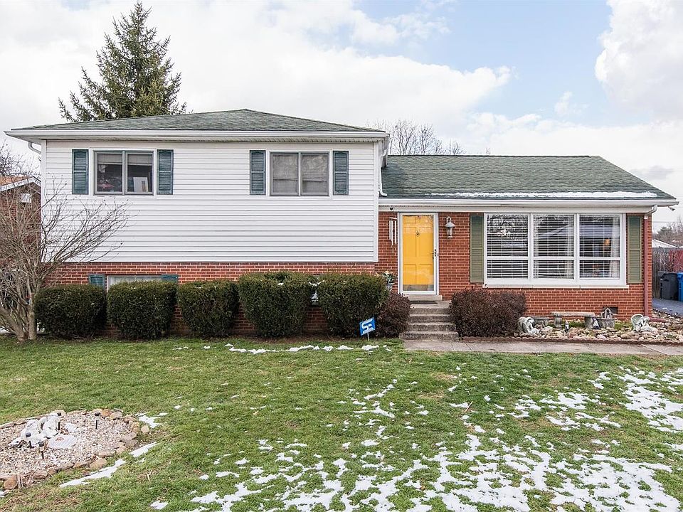 1st image of 565 Stonehaven Dr