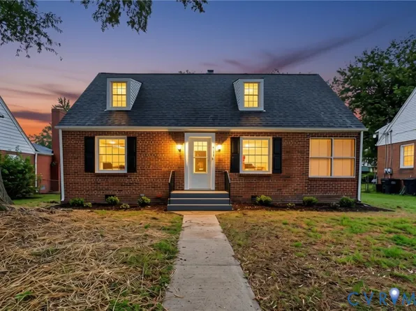 317 Cedar Ln, Hopewell, VA 23860