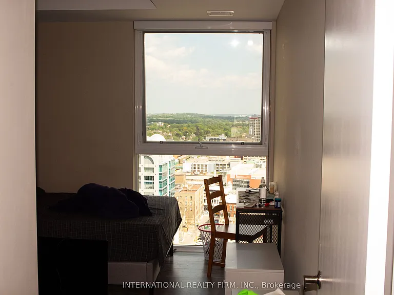 60 Charles St W #2305 — Photo 8