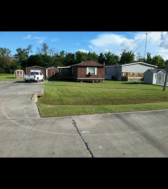 2nd image of 140 Forest Dr