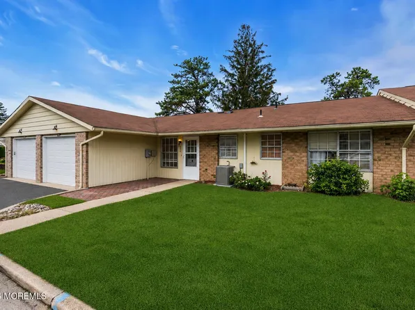 74 Buckingham Drive #C, Manchester, NJ 08759