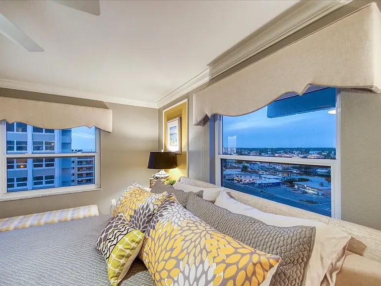 17400 Gulf Blvd #J9 — Photo 34