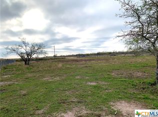 113 Meridian Ln, Luling, TX 78648