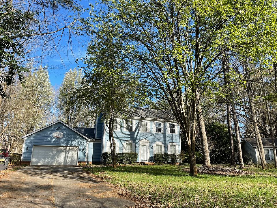2nd image of 205 Canadice Rd