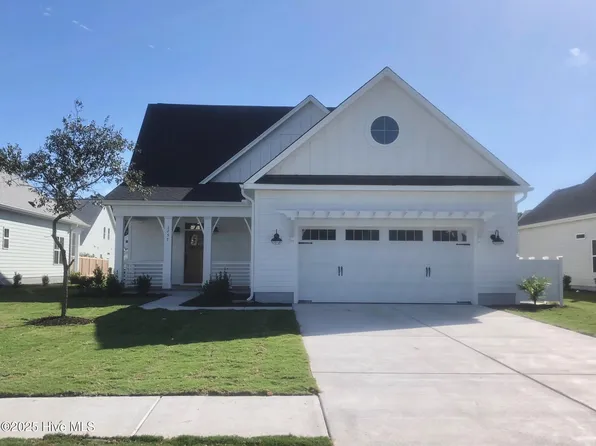 1257 Ocean Sands Drive, Southport, NC 28461