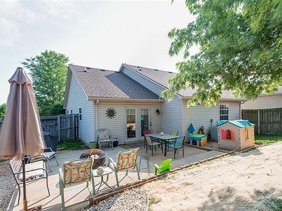 3rd image of 2528 Buck Ln