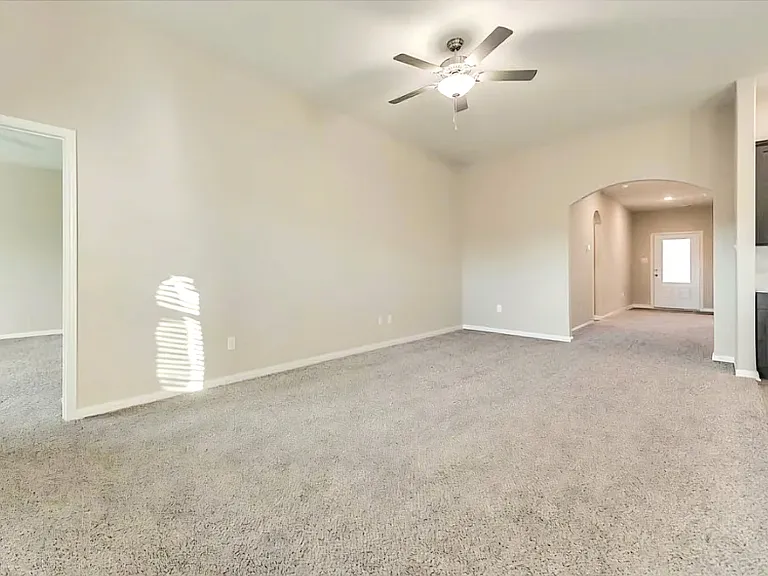 2304 Dahlia Way — Photo 7