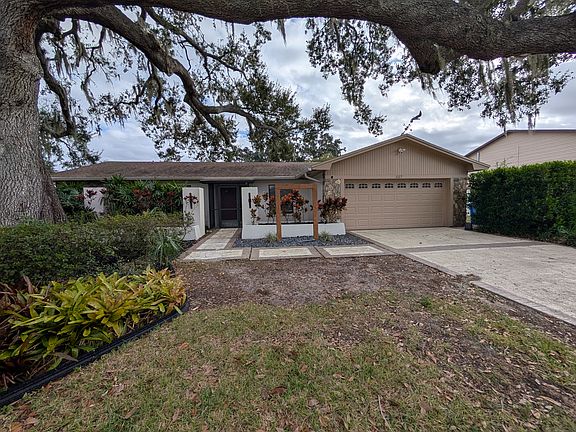 3rd image of 1117 Lakemont Dr