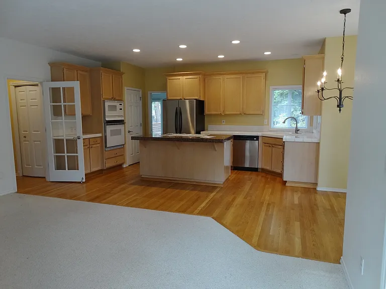 16655 SW Springwater Ct — Photo 7