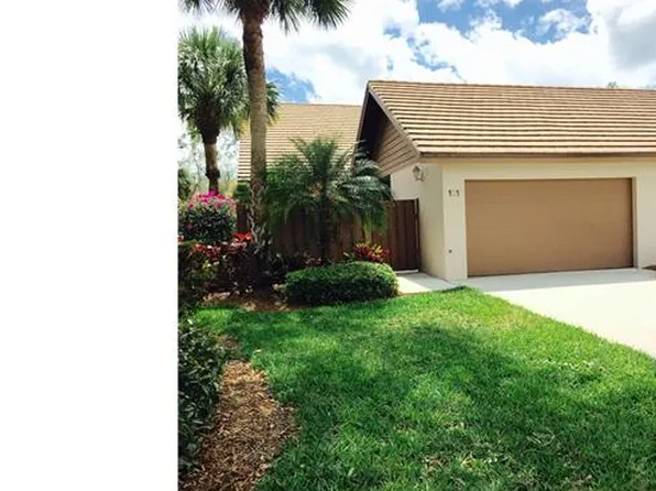 111 Cypress View Dr, Naples, FL 34113