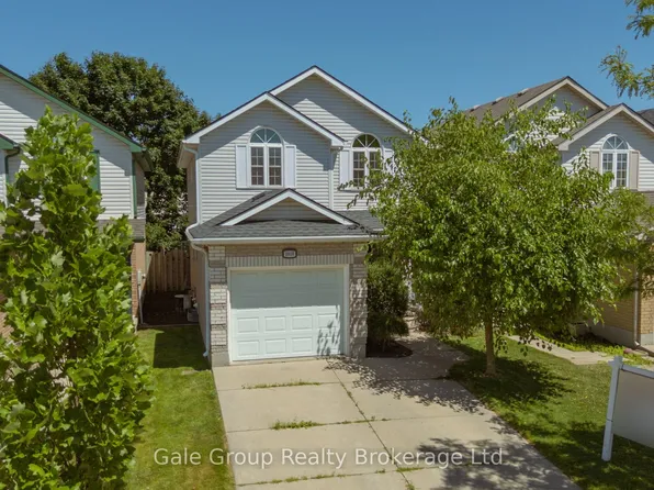 1030 Pearson Dr, Woodstock, ON N4S 8V1